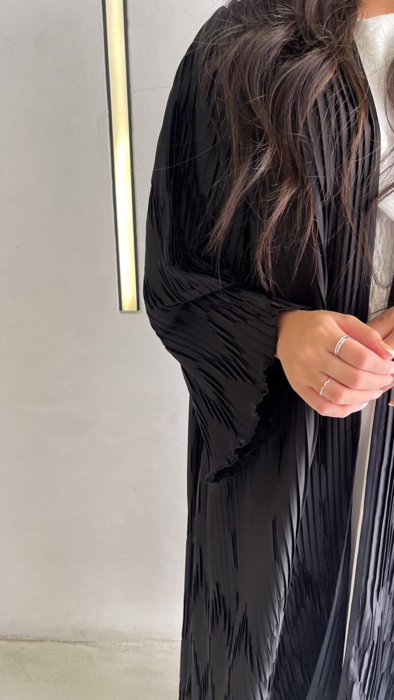 W24