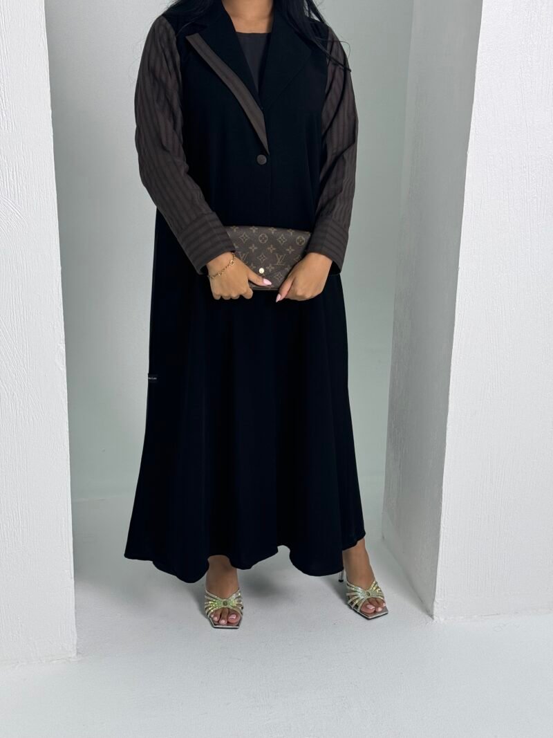 W105 - Image 3