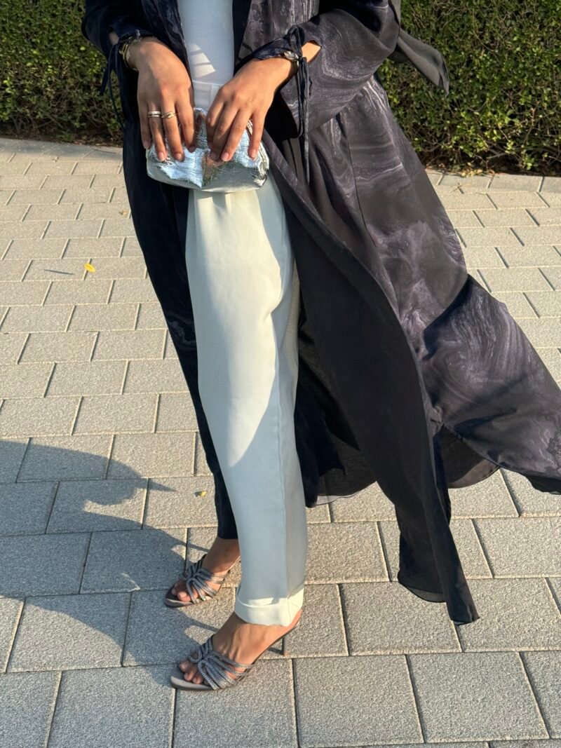 swirl abaya - Image 2